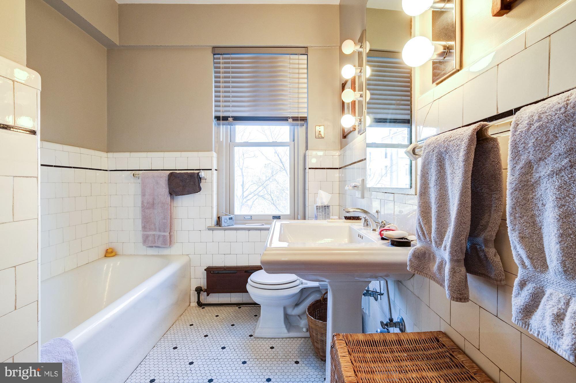 2101 CONNECTICUT AVENUE NW Unit: 58