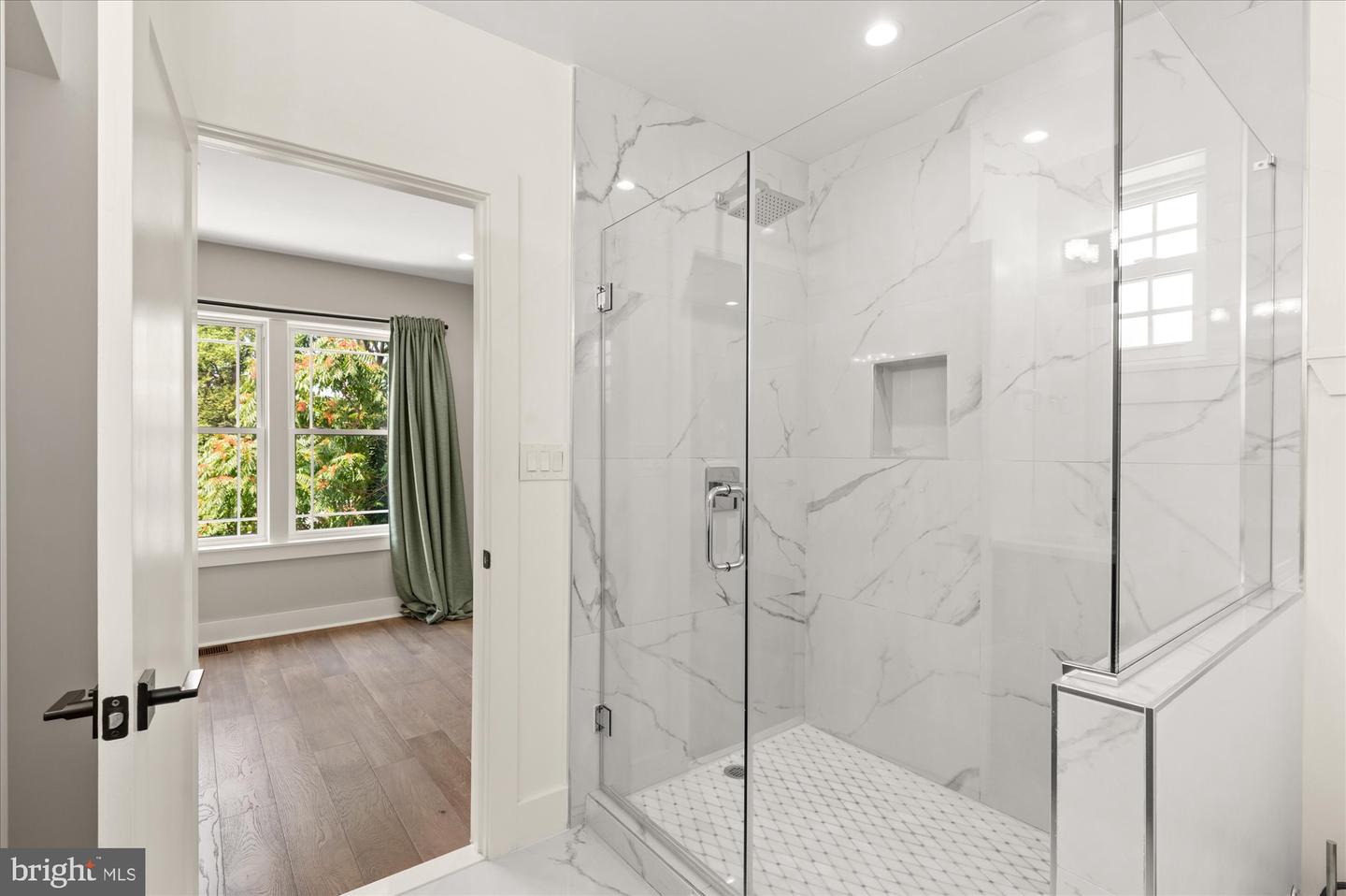 2920 18TH STREET NW Unit: B