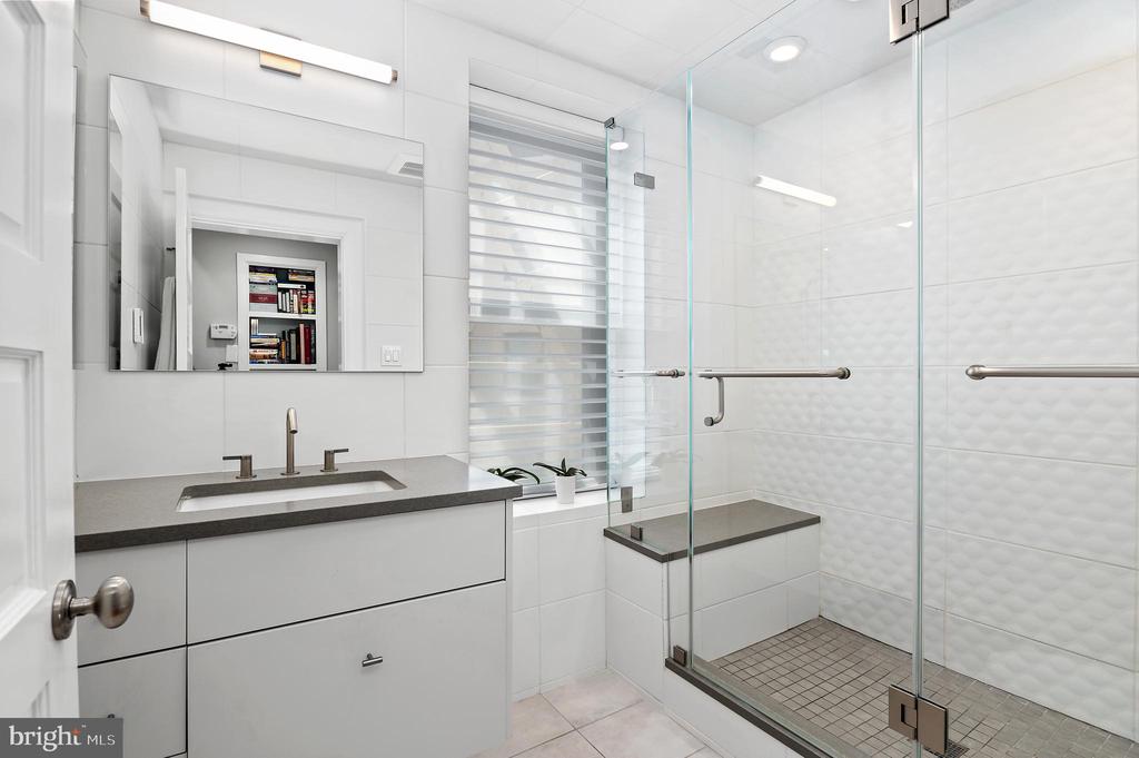 2153 CALIFORNIA STREET NW Unit: 402