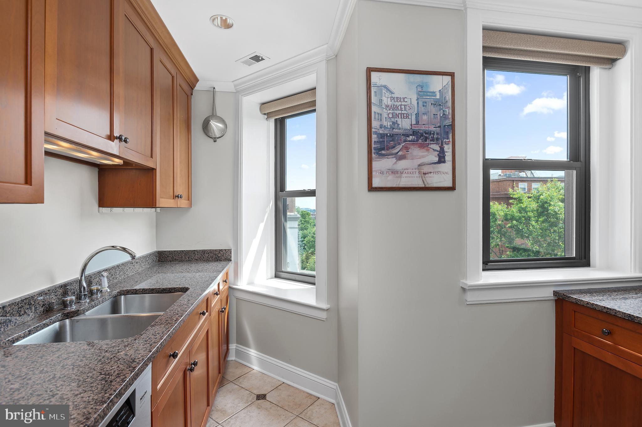 2153 CALIFORNIA STREET NW Unit: 402