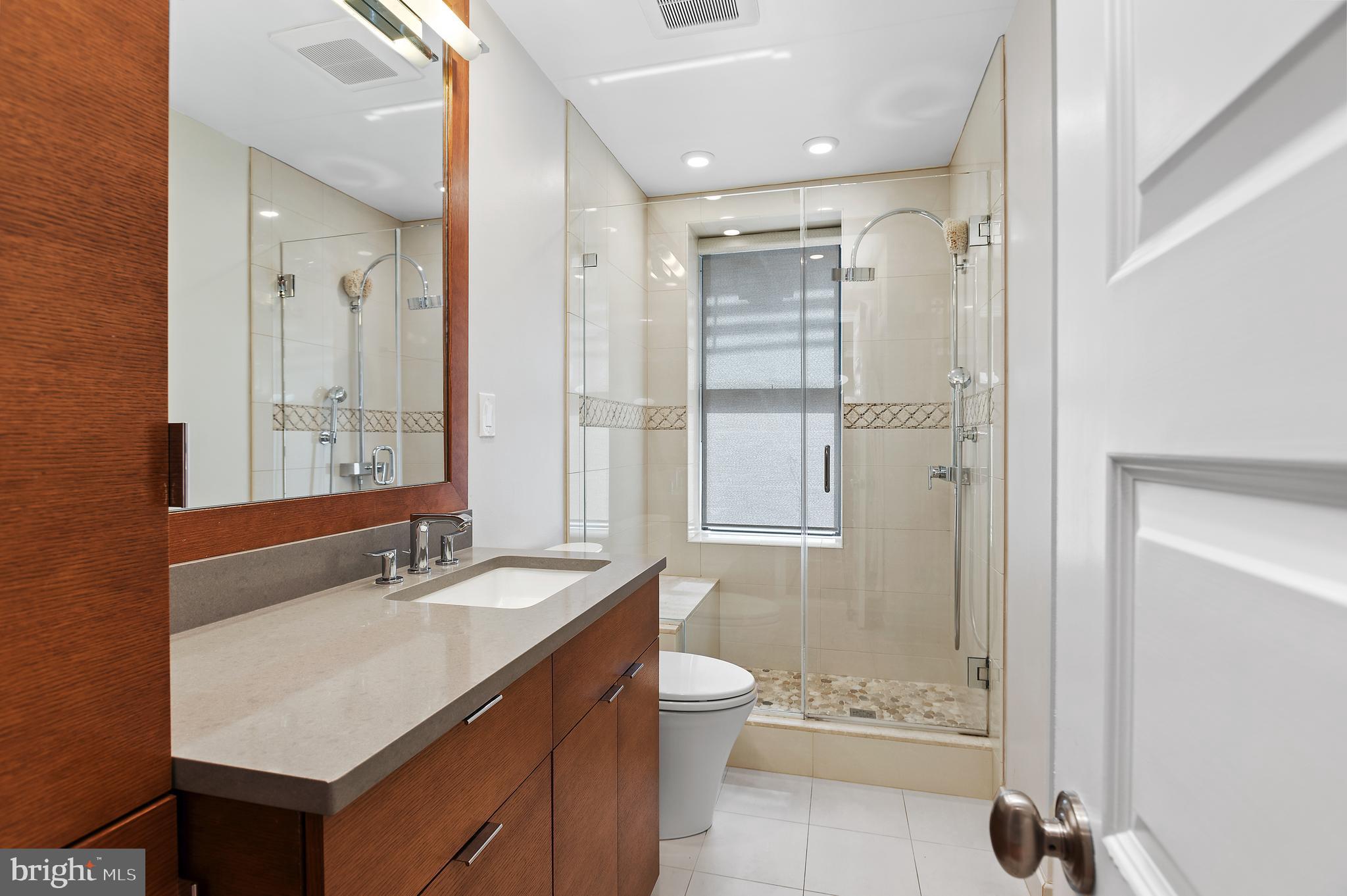 2153 CALIFORNIA STREET NW Unit: 402