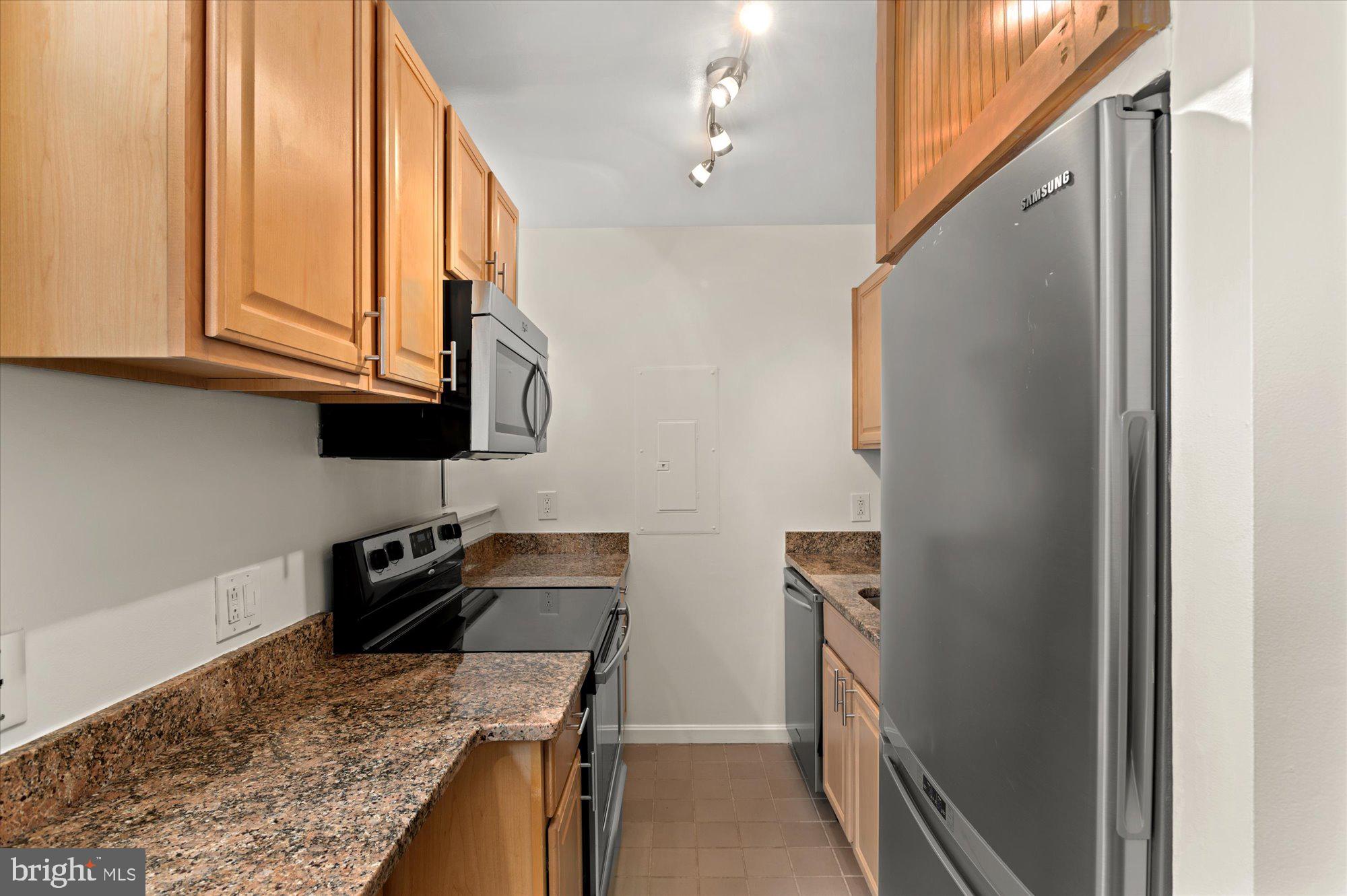 2145 California St NW #203