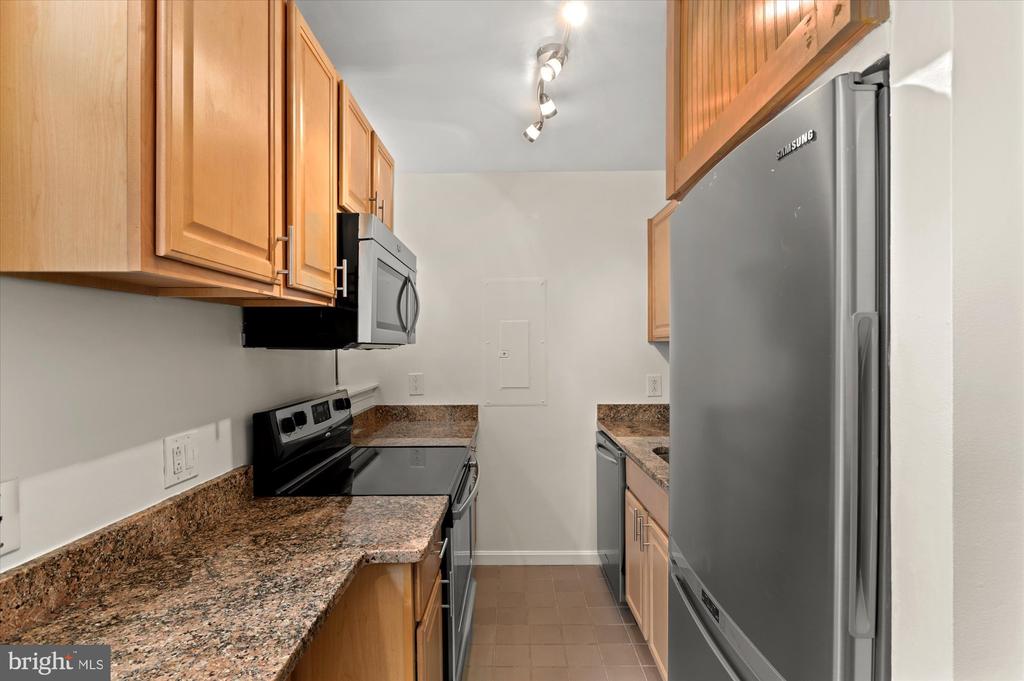2145 California St NW #203