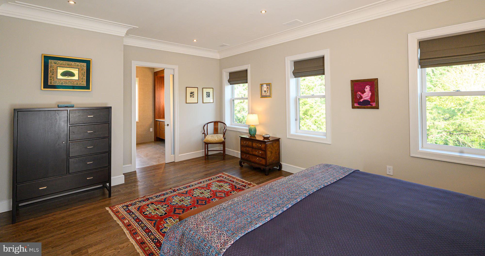 2339 Massachusetts Ave NW #4