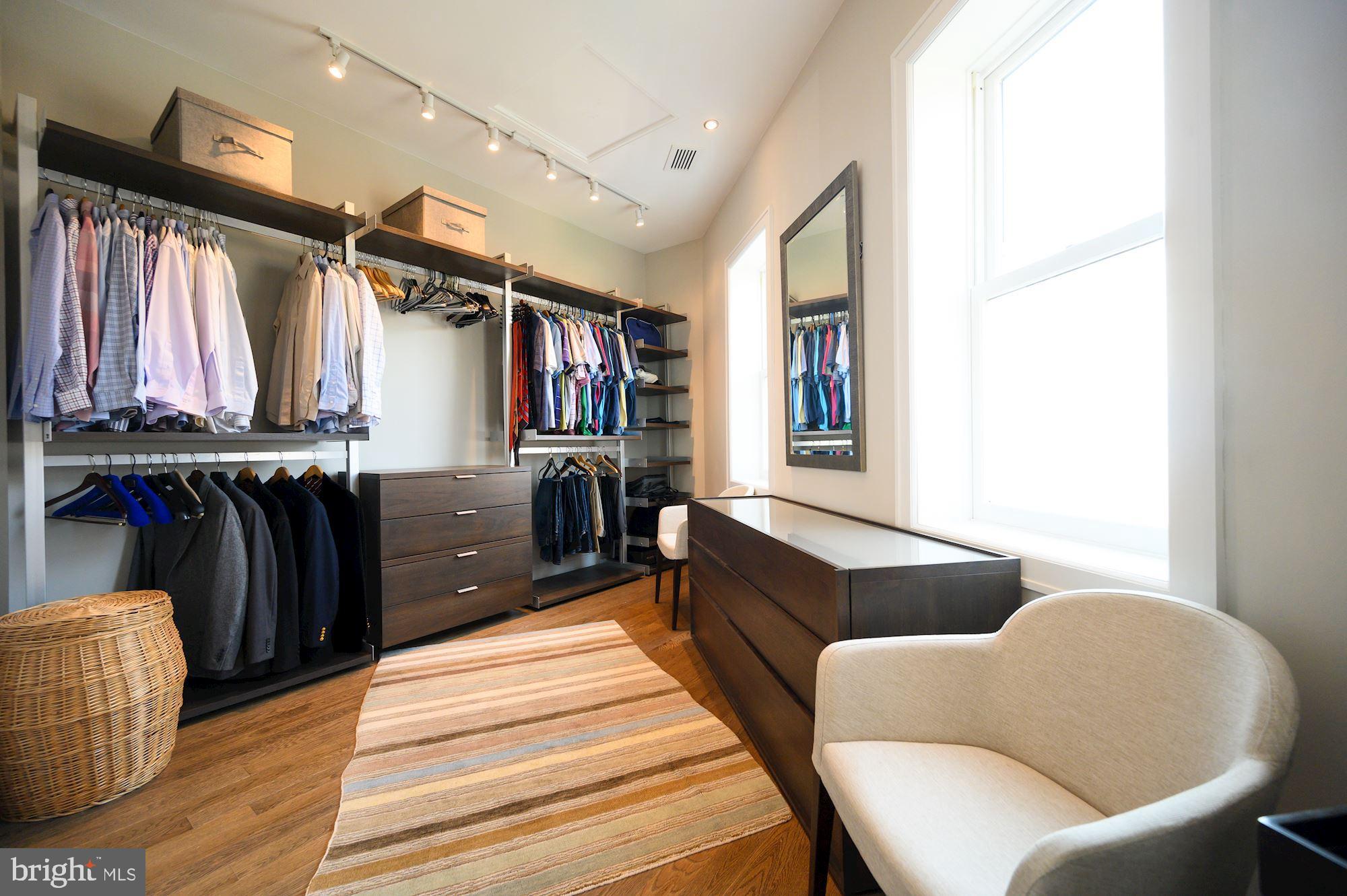 2339 Massachusetts Ave NW #4