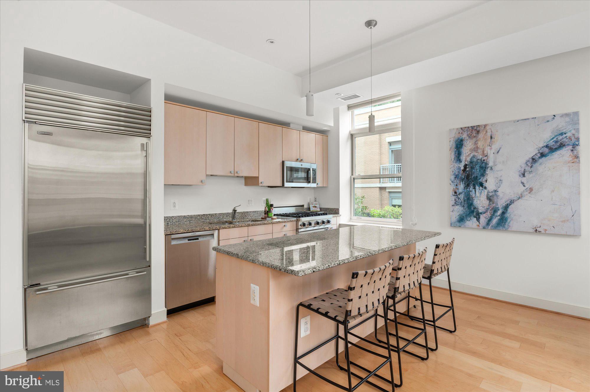 2425 L St NW #524