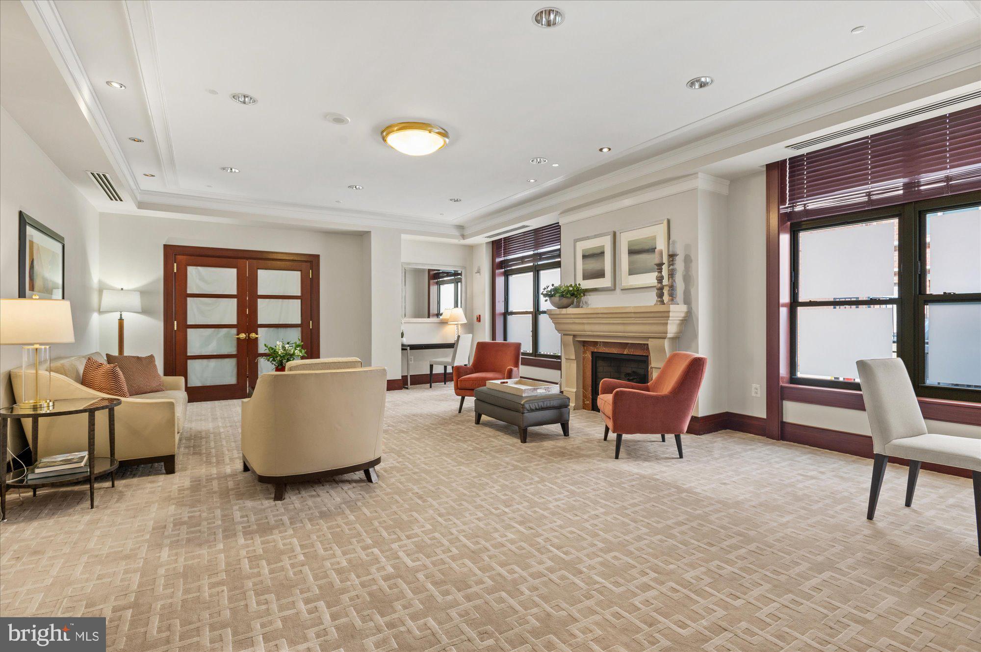 2425 L St NW #524