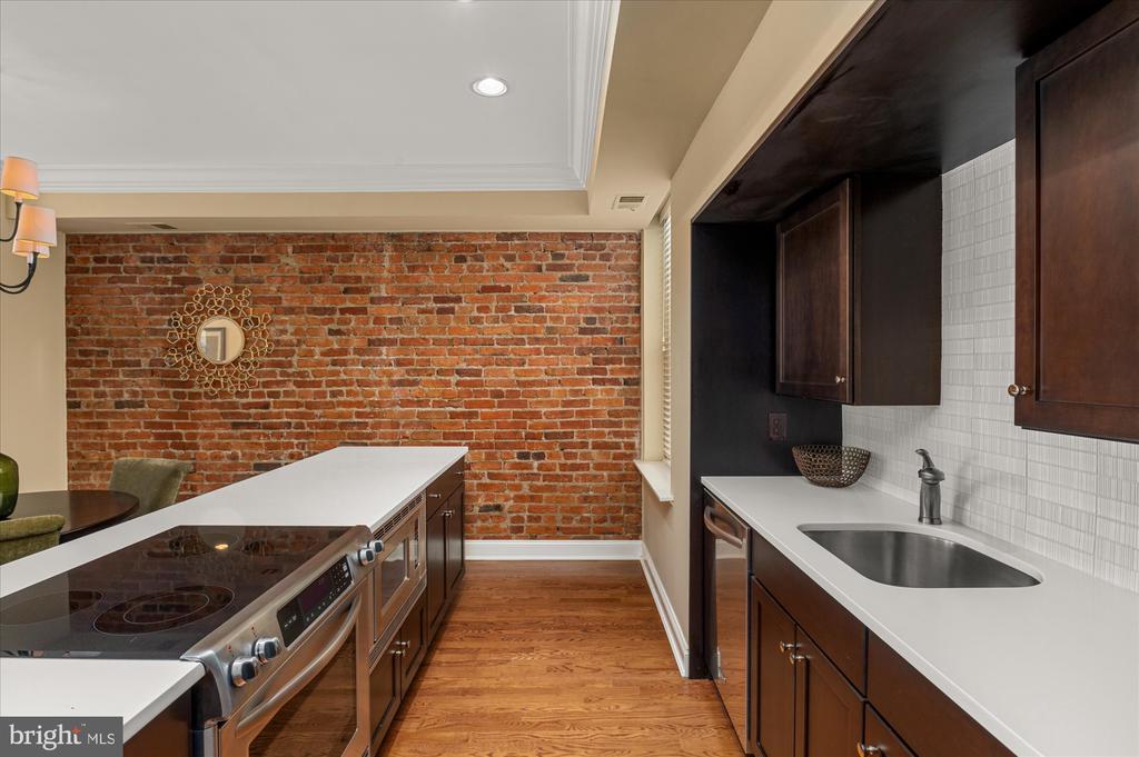 1755 Willard St NW #3