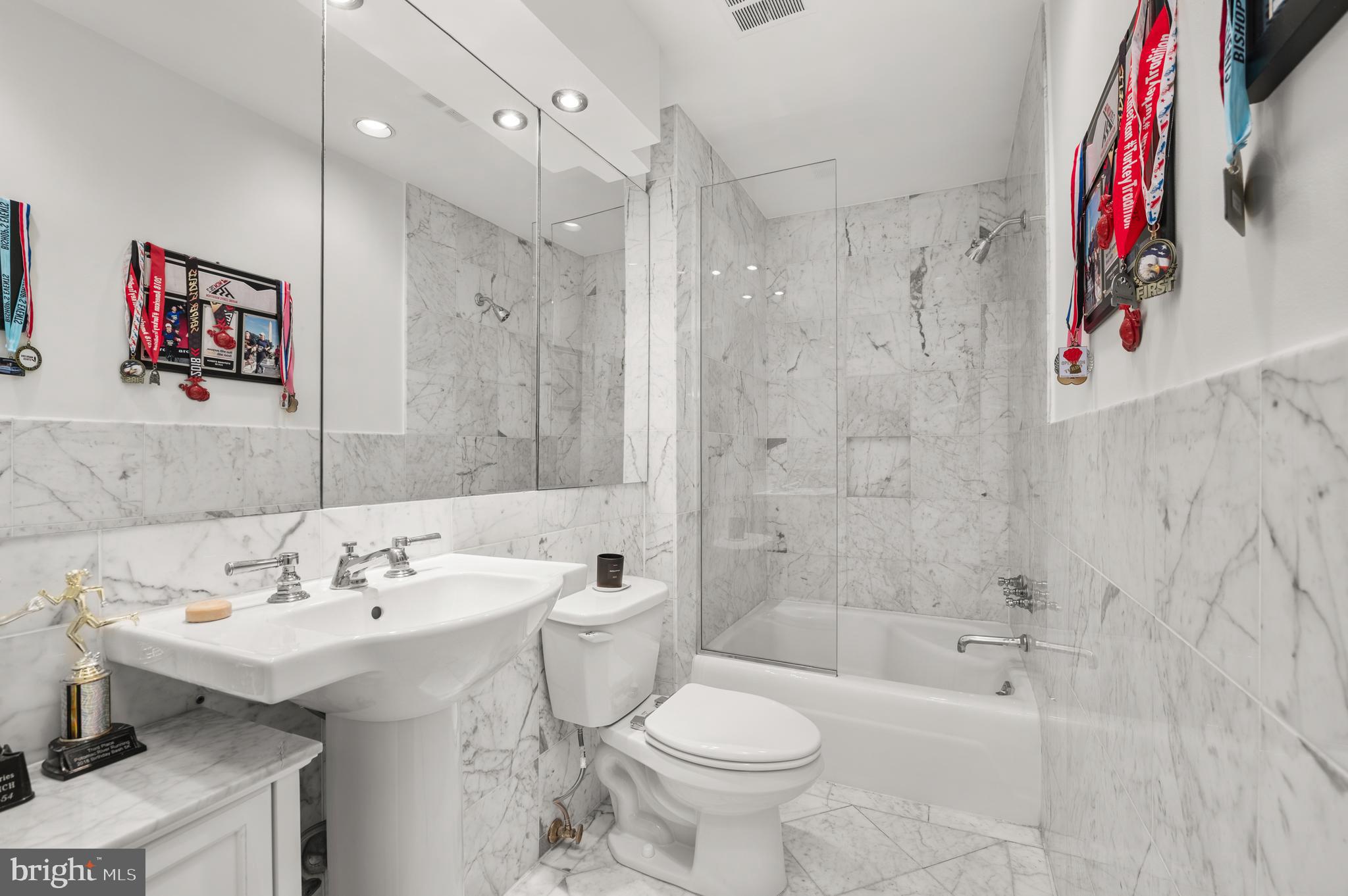 2311 Connecticut Ave NW #102