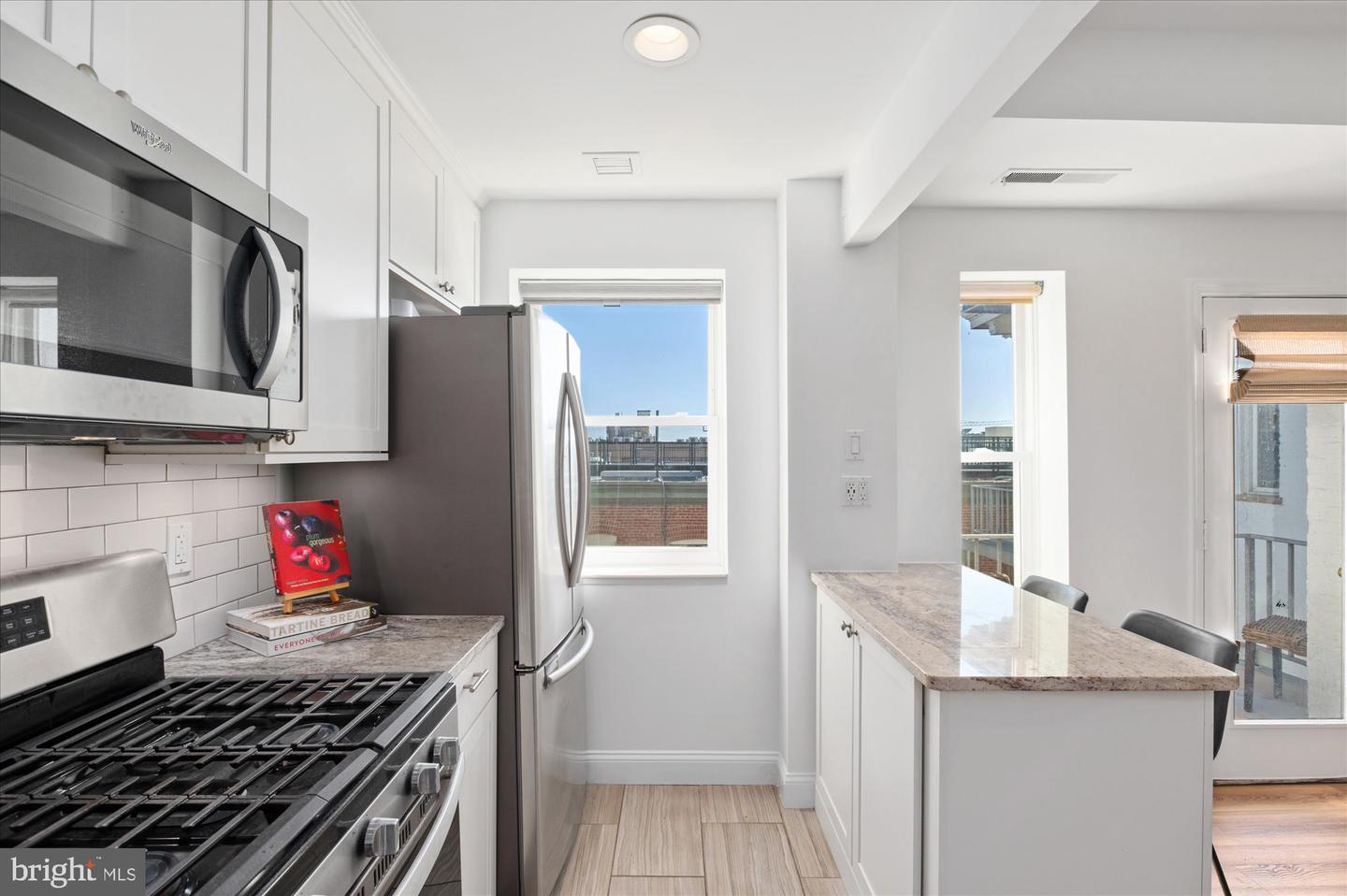 2127 California St NW #803