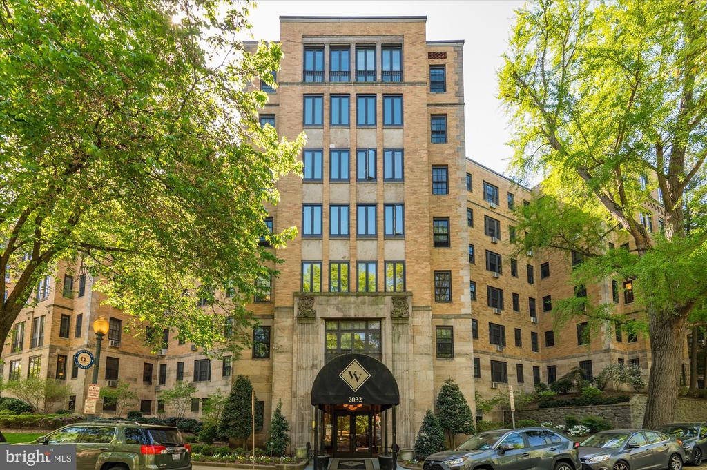2032 Belmont Rd NW #603