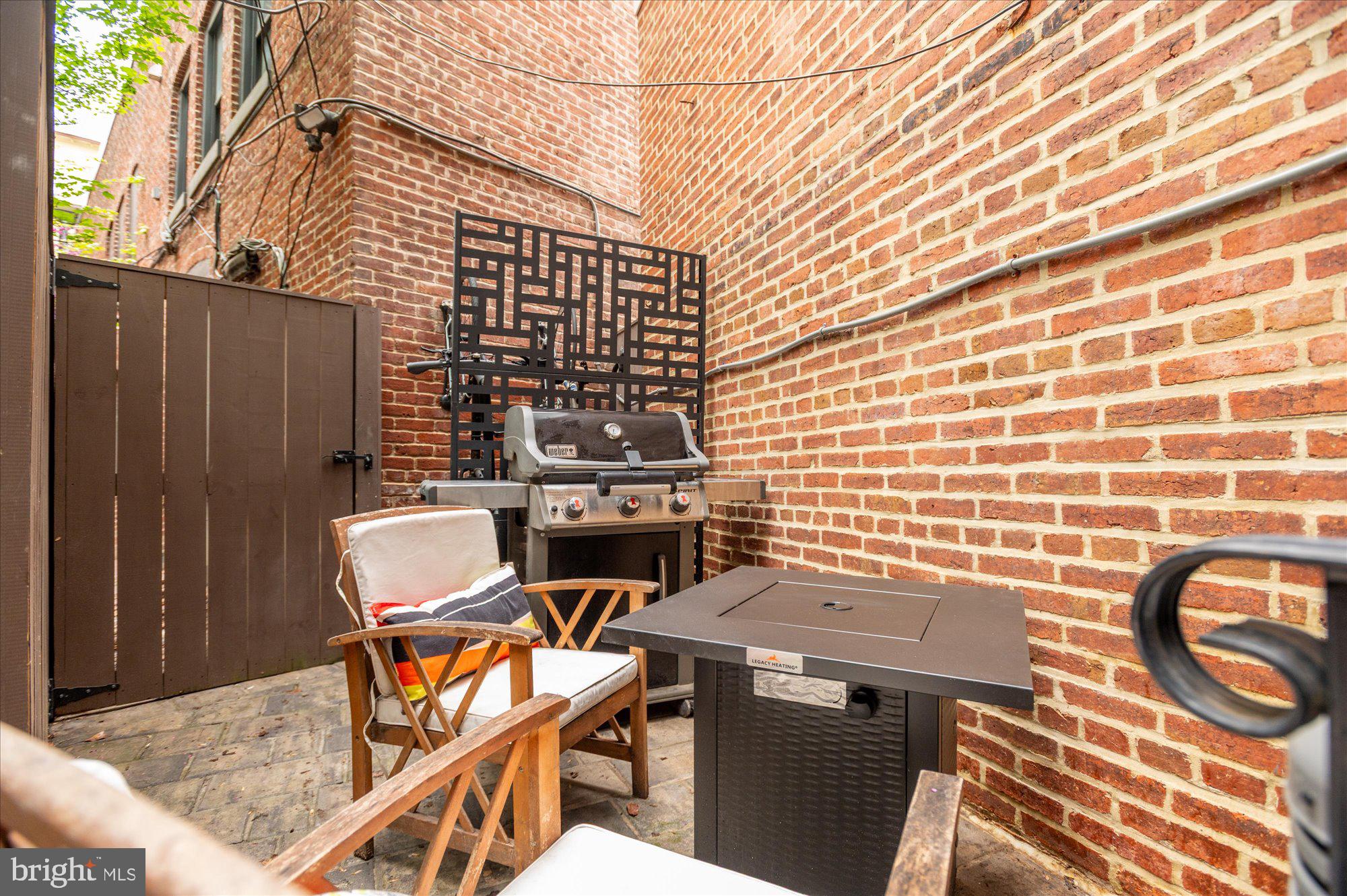 2150 Florida Ave NW #1