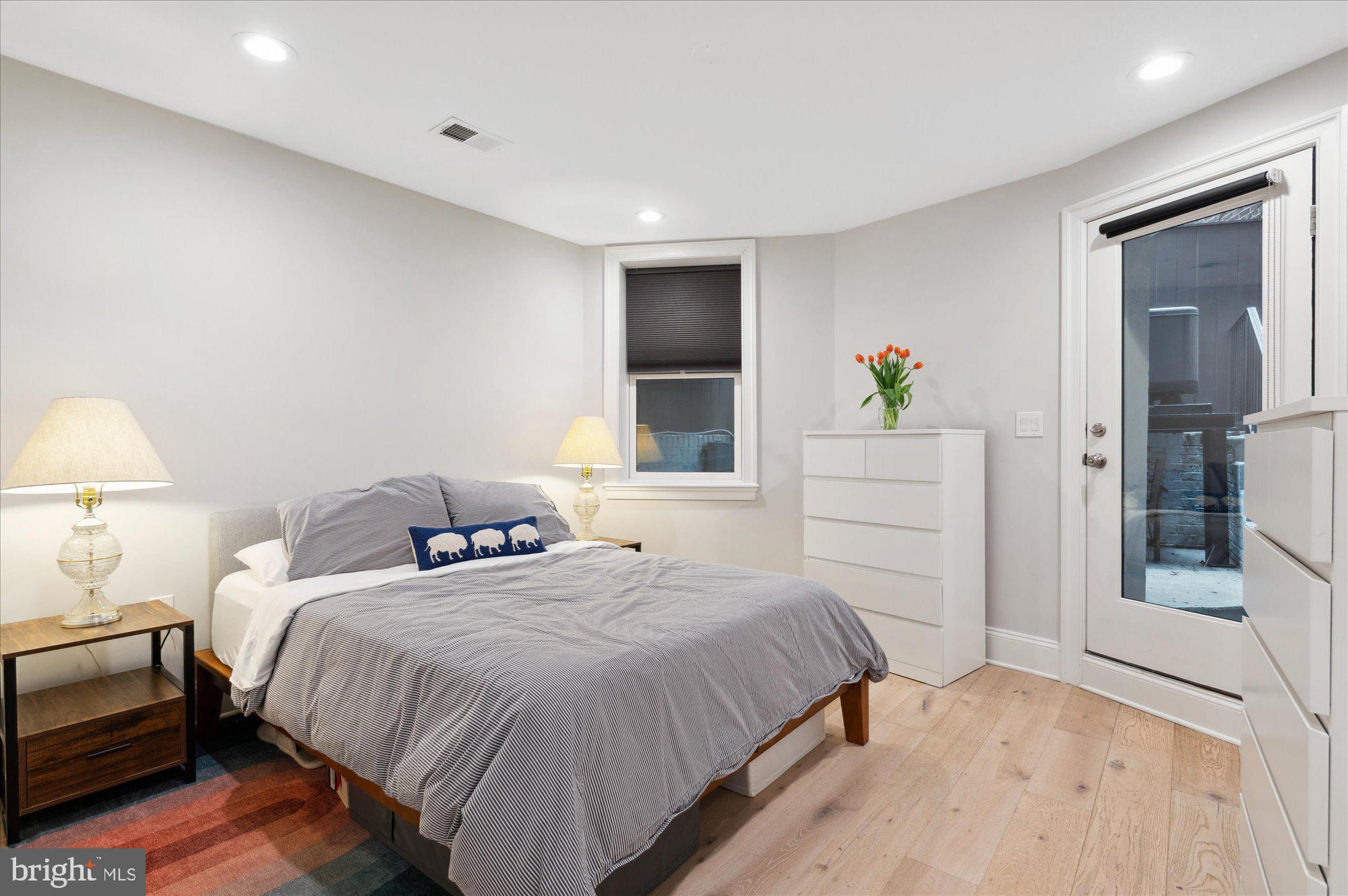 2150 Florida Ave NW #1