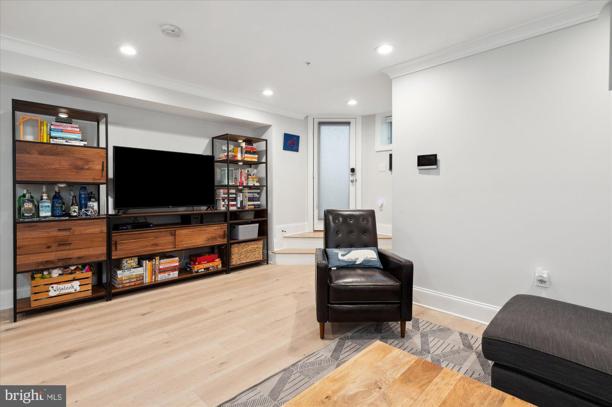 2150 Florida Ave NW #1