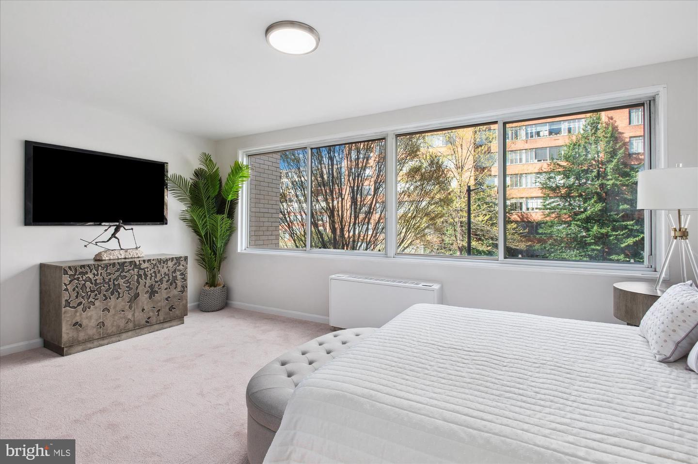 2829 Connecticut Ave NW #304