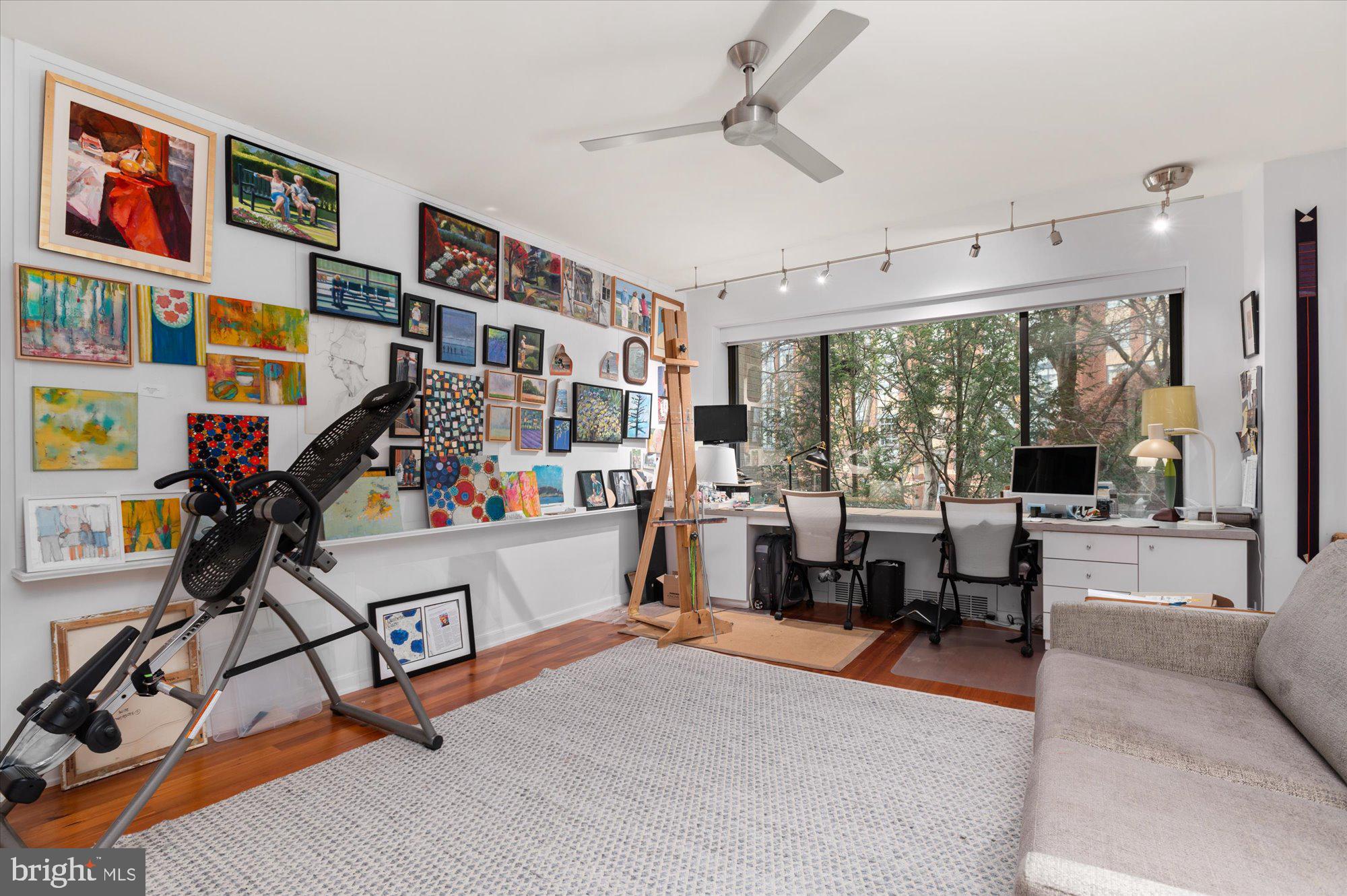 2700 Calvert St NW #315