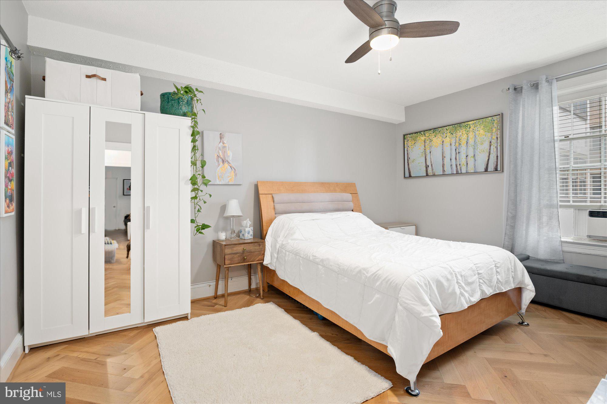 2227 20TH STREET NW 303