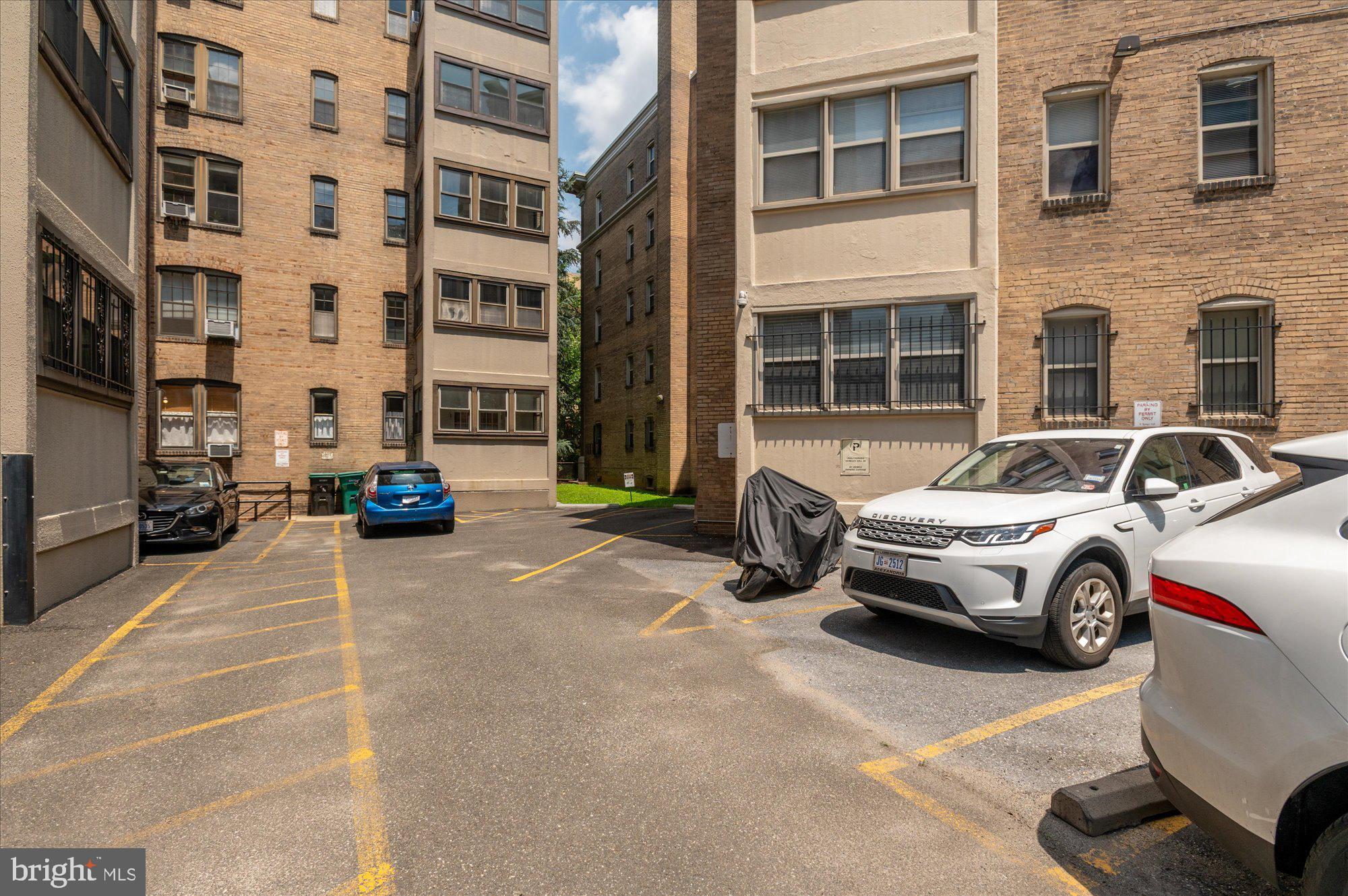2227 20TH STREET NW 303