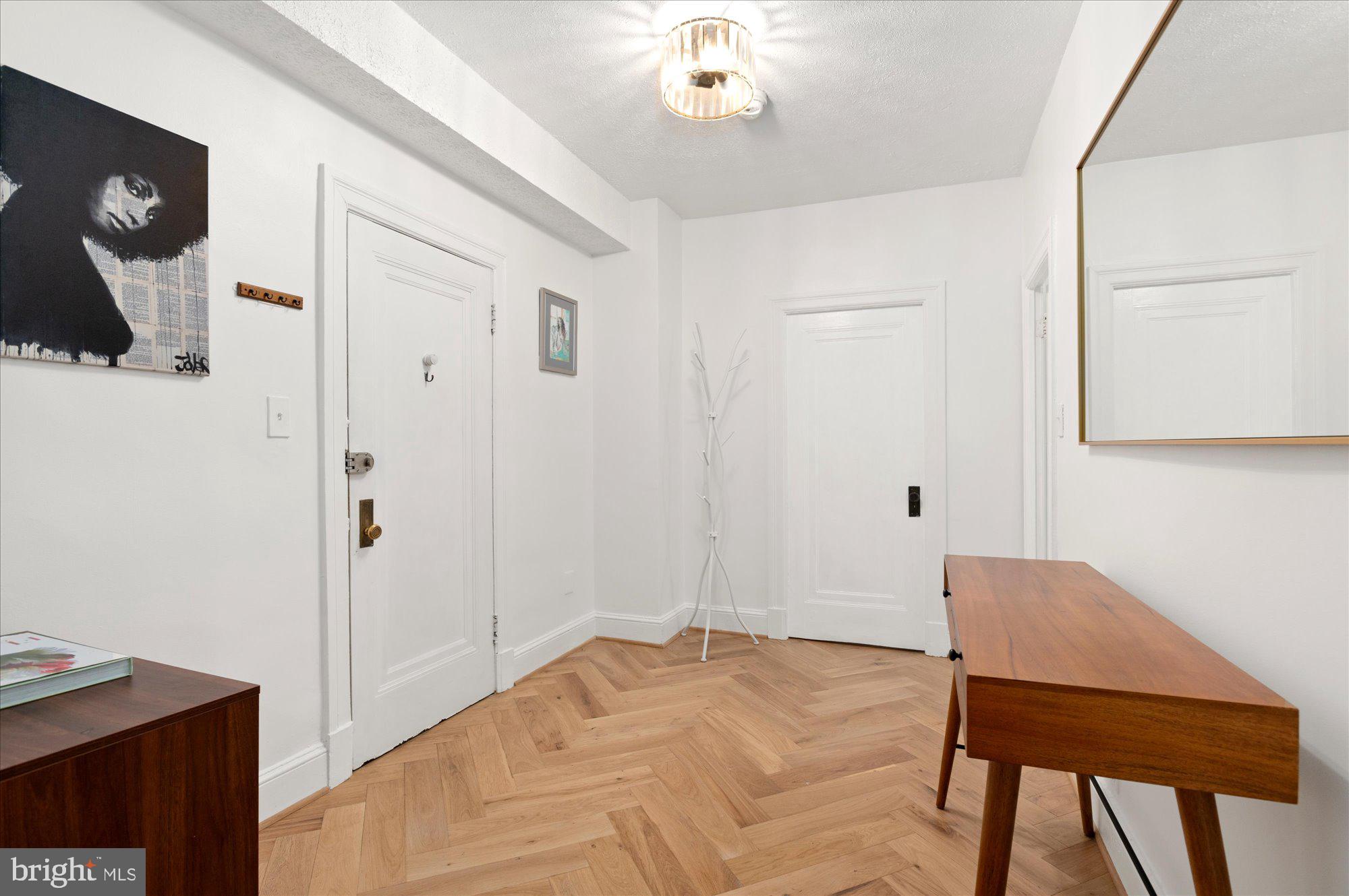 2227 20TH STREET NW 303