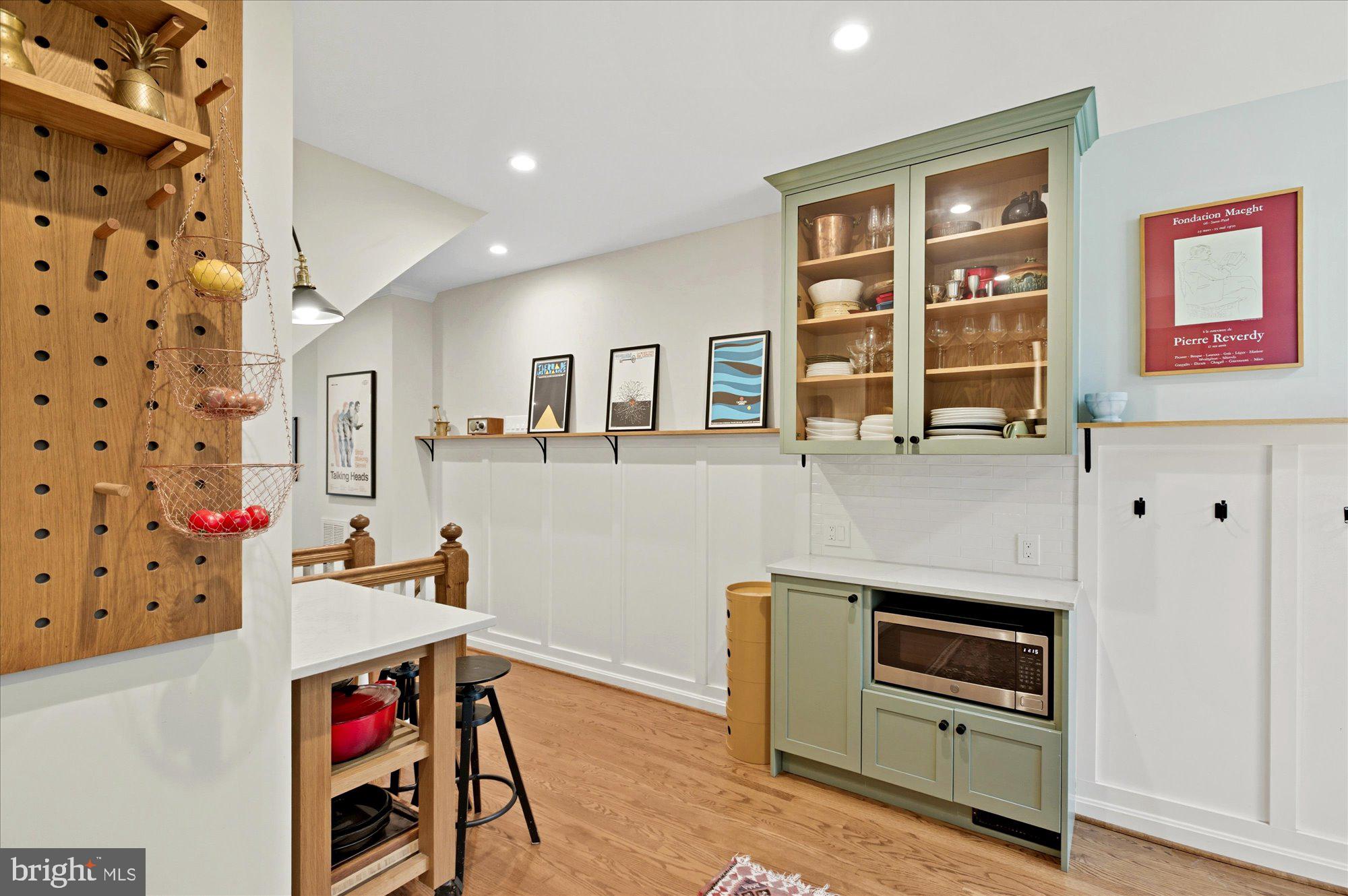 1355 CONSTITUTION AVENUE NE