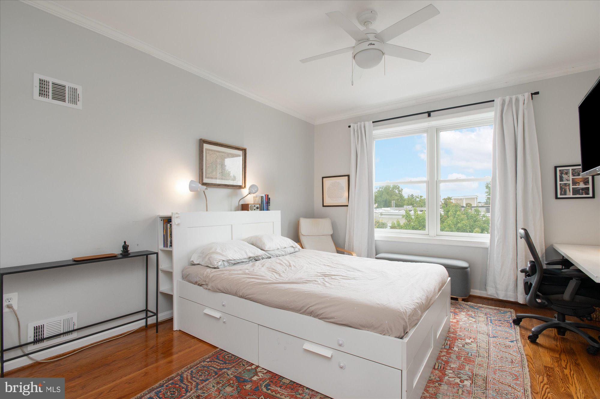 1355 CONSTITUTION AVENUE NE