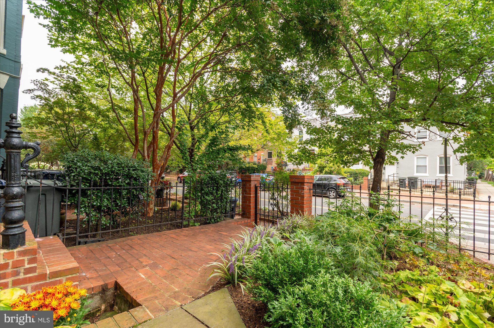 1355 CONSTITUTION AVENUE NE