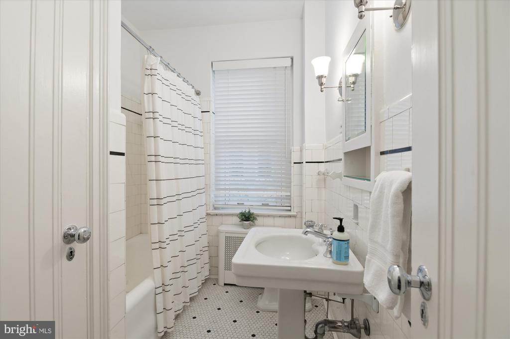 2101 CONNECTICUT AVENUE NW, #53