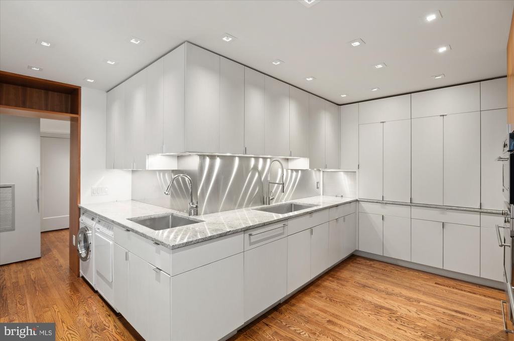 2101 CONNECTICUT AVENUE NW, #53
