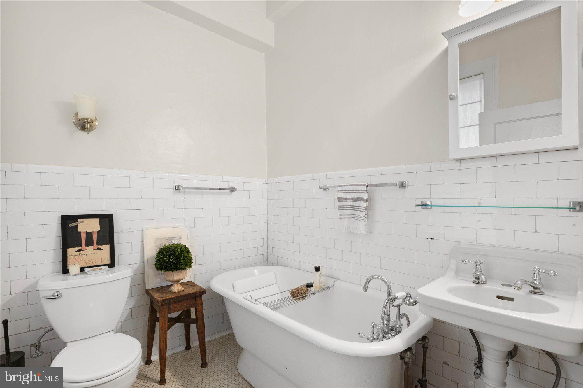 2029 CONNECTICUT AVENUE NW 42