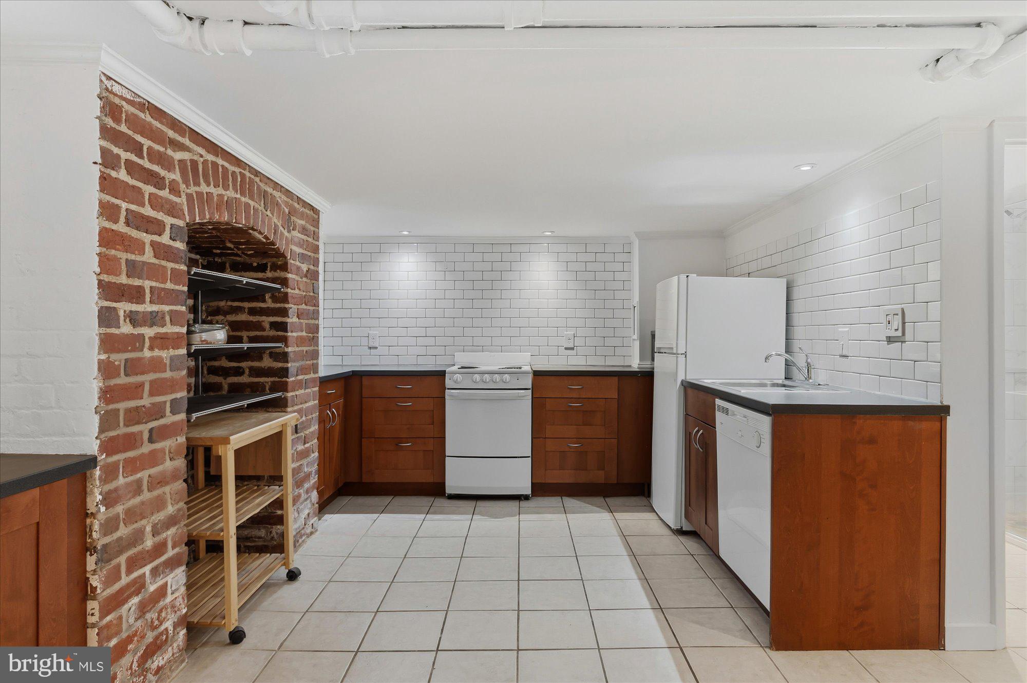 1820 WYOMING AVENUE NW