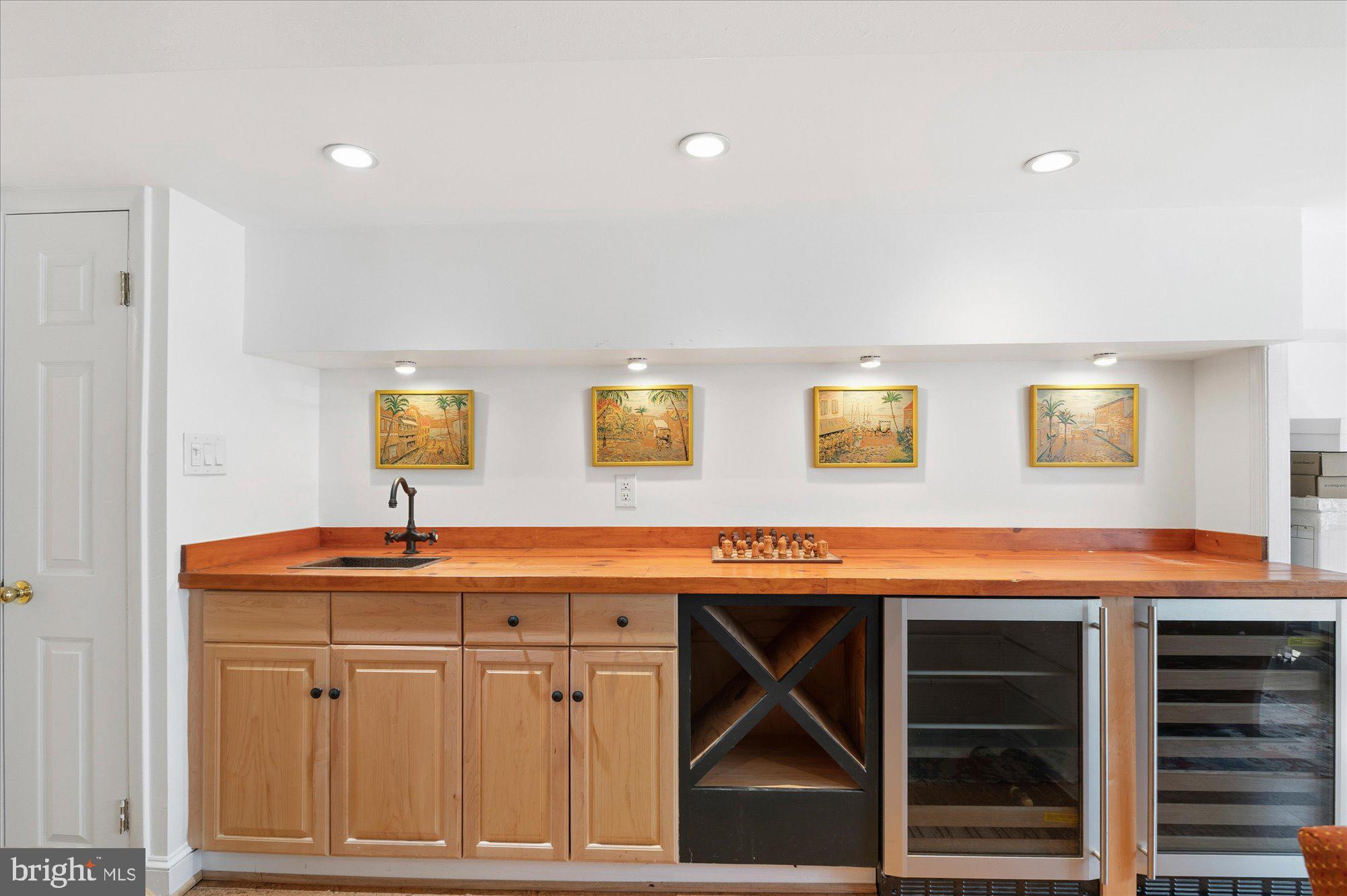 512 INDEPENDENCE AVENUE SE