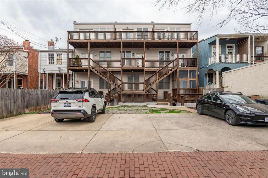 3430 BROWN STREET NW 4