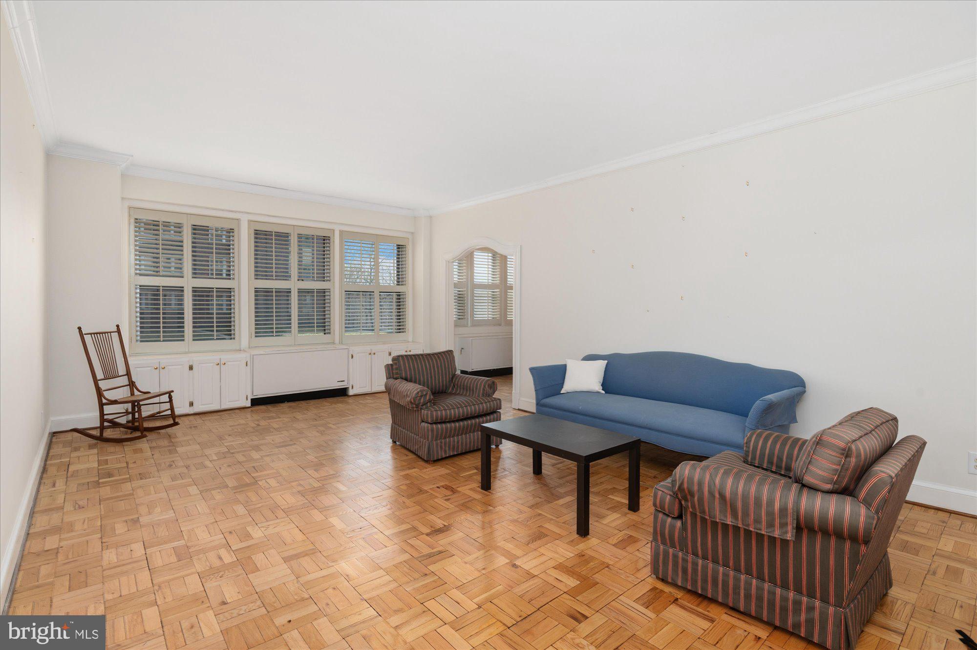 4000 CATHEDRAL AVENUE NW 18-19B