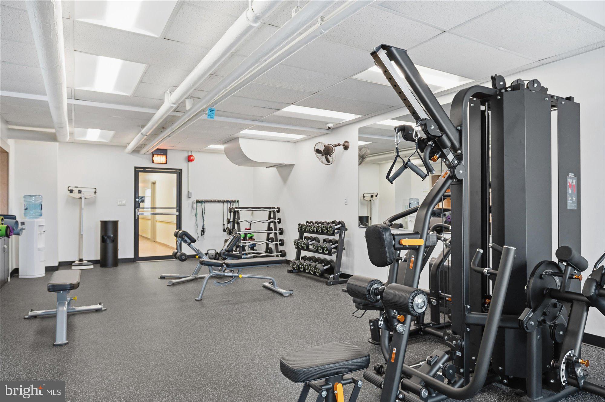 4000 CATHEDRAL AVENUE NW 18-19B