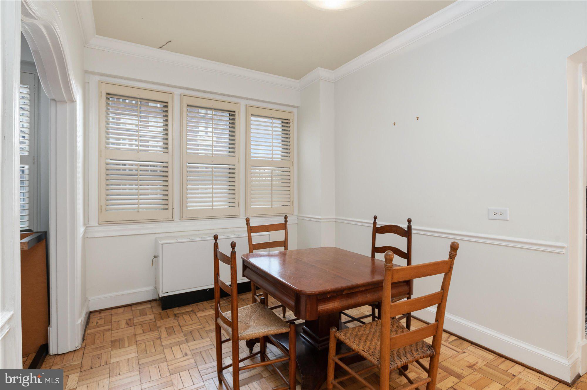 4000 CATHEDRAL AVENUE NW 18-19B