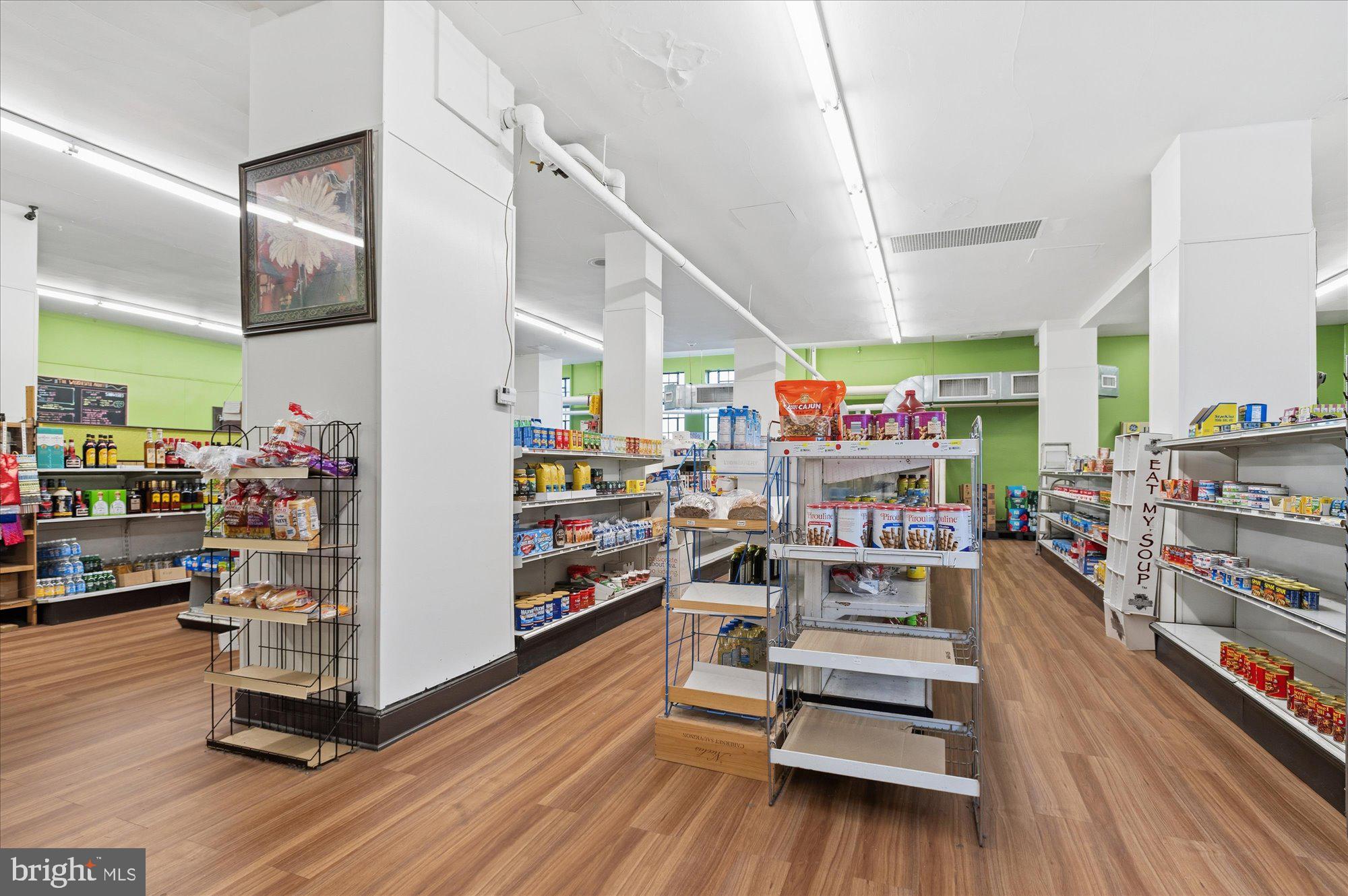 4000 CATHEDRAL AVENUE NW 18-19B