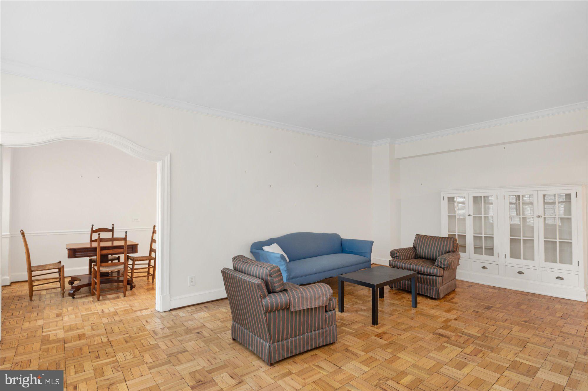 4000 CATHEDRAL AVENUE NW 18-19B