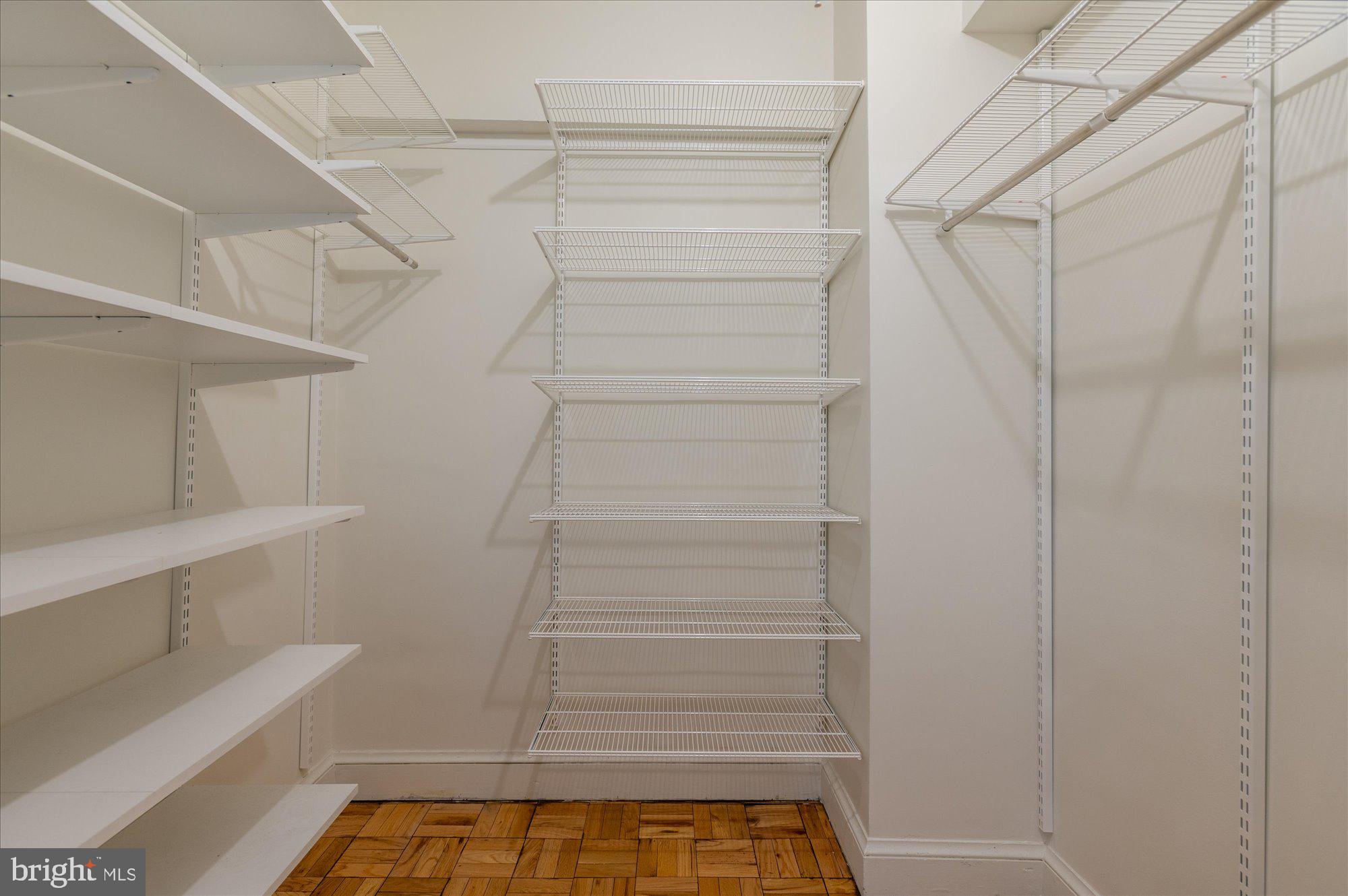 4000 CATHEDRAL AVENUE NW 18-19B