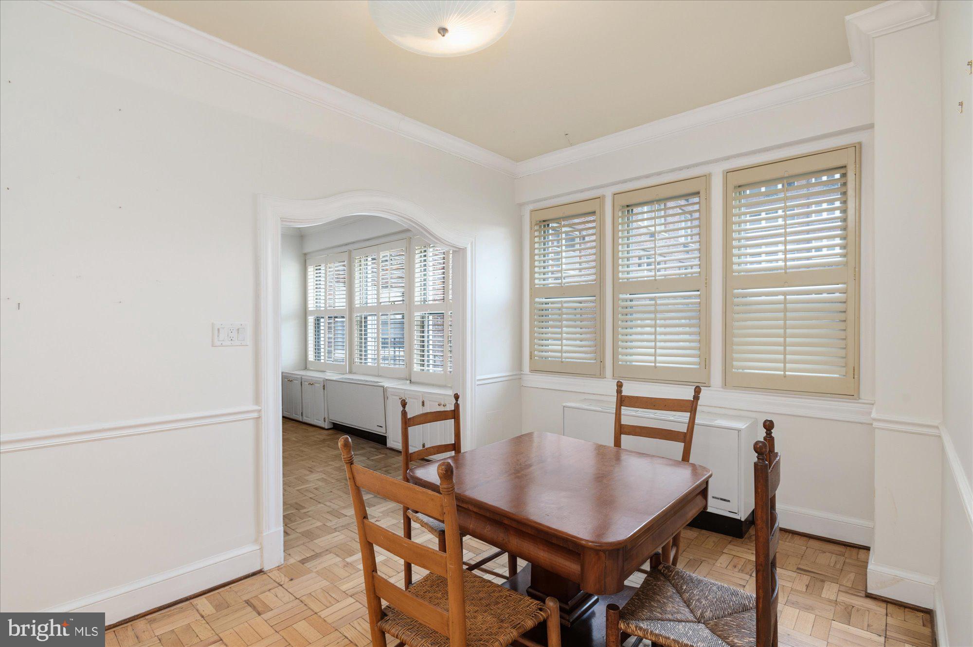 4000 CATHEDRAL AVENUE NW 18-19B