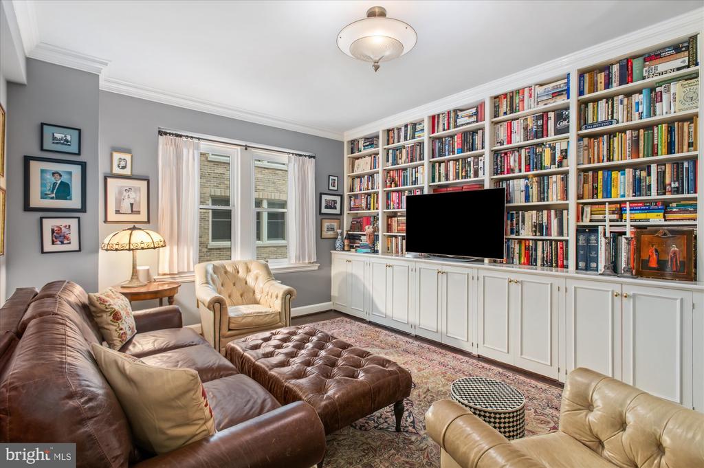 2101 CONNECTICUT AVENUE NW, #36