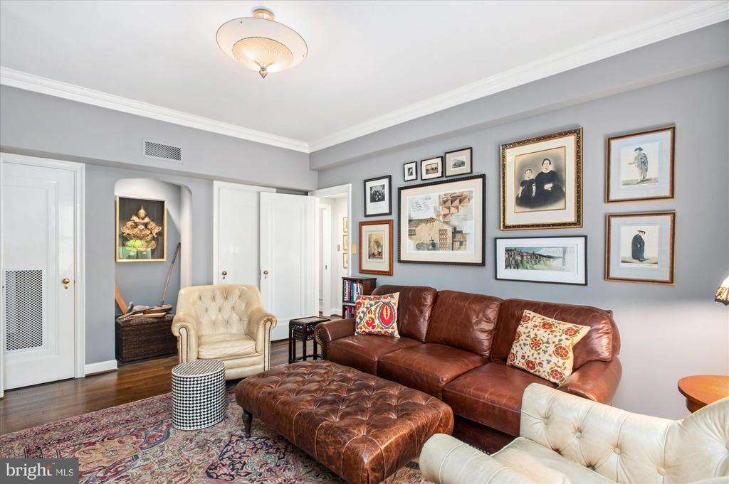 2101 CONNECTICUT AVENUE NW, #36