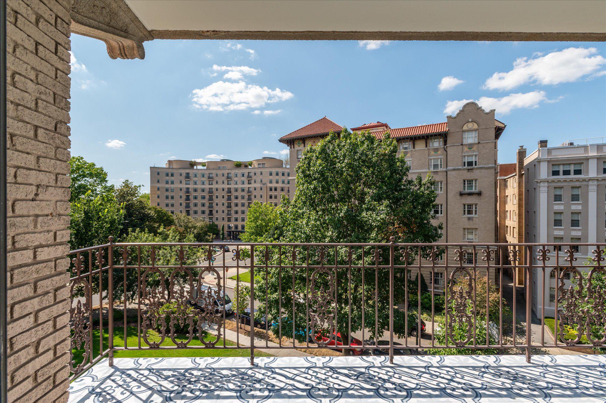 2301 CONNECTICUT AVENUE NW 4A