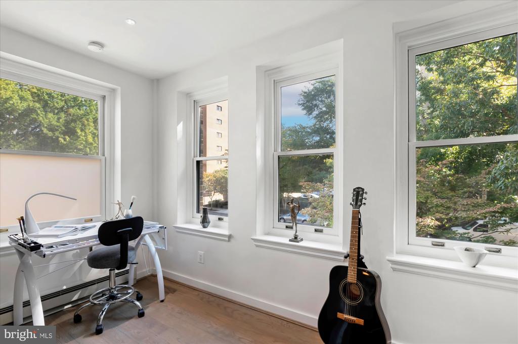 2101 CONNECTICUT AVENUE NW Unit: 22