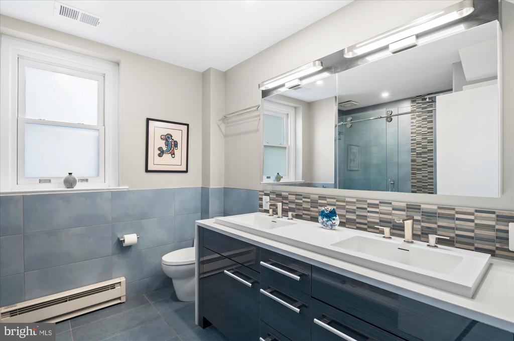 2101 CONNECTICUT AVENUE NW Unit: 22