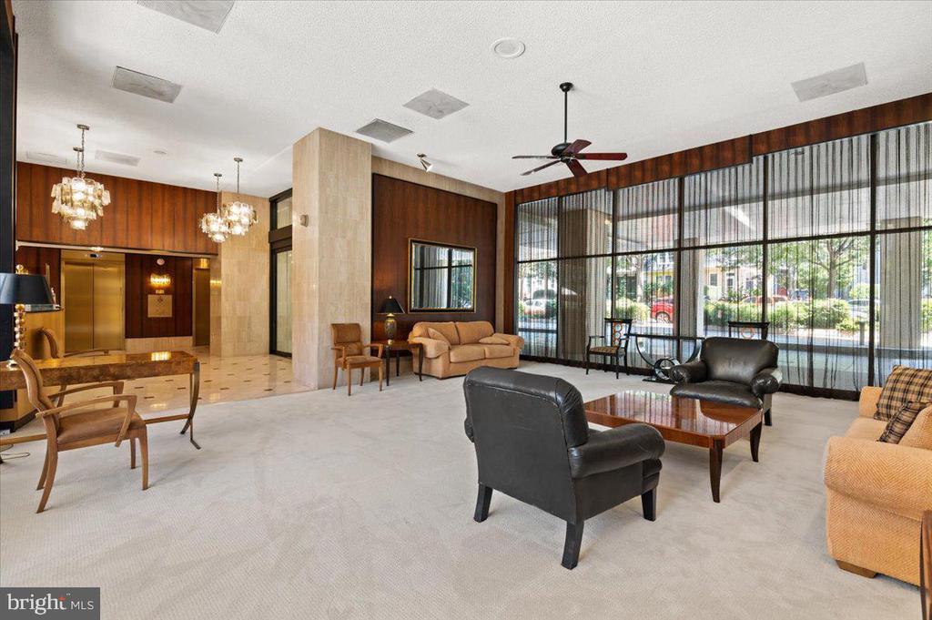 800 25TH STREET NW Unit: 903
