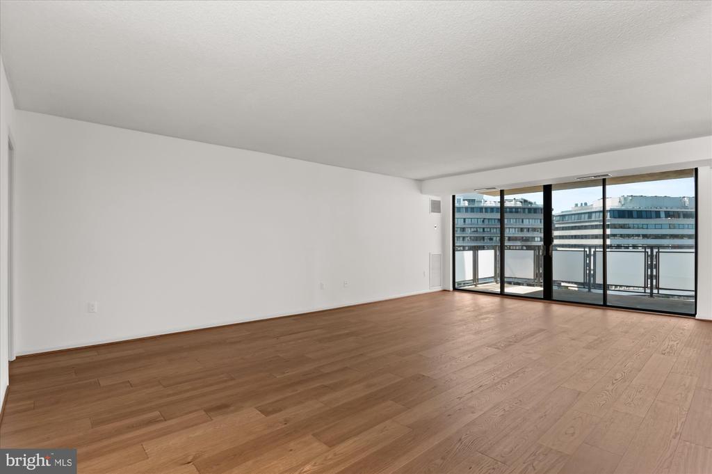 800 25TH STREET NW Unit: 903