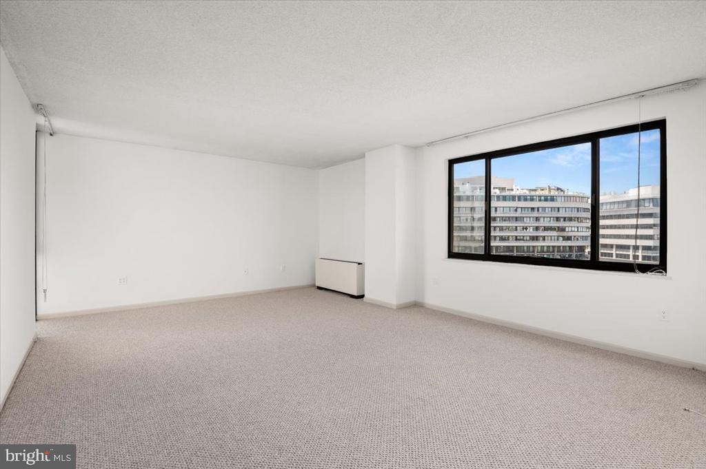 800 25TH STREET NW Unit: 903