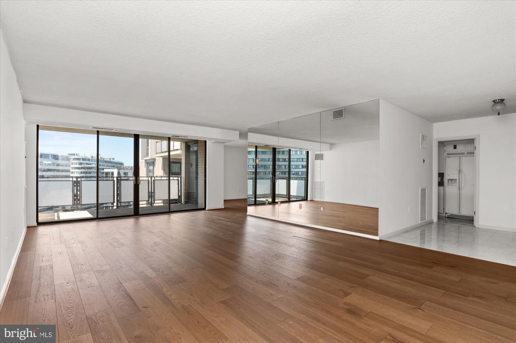 800 25TH STREET NW Unit: 903