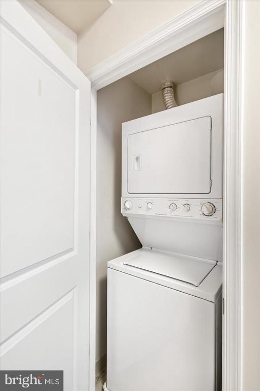 1111 25TH STREET NW Unit: 714
