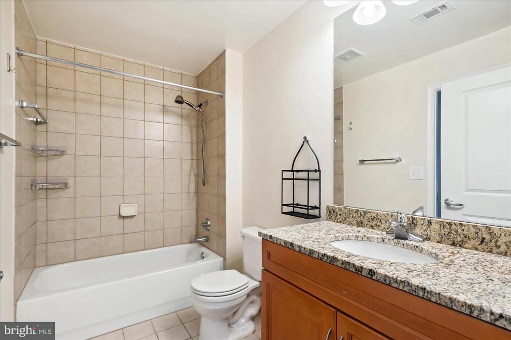 1111 25TH STREET NW Unit: 714